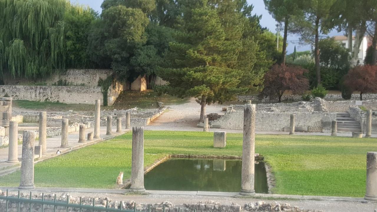 Y Here Vaison-la-Romaine Ngoại thất bức ảnh